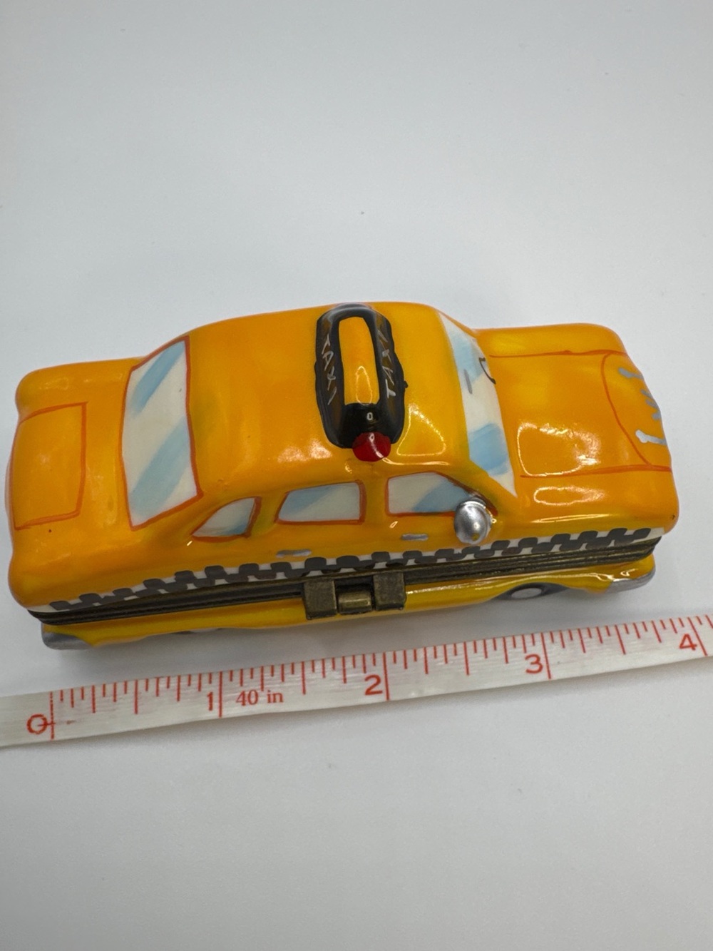 Vintage Ceramic New York City Yellow Taxi Cab Hinged Trinket Box Souvenir - Picture 5 of 5